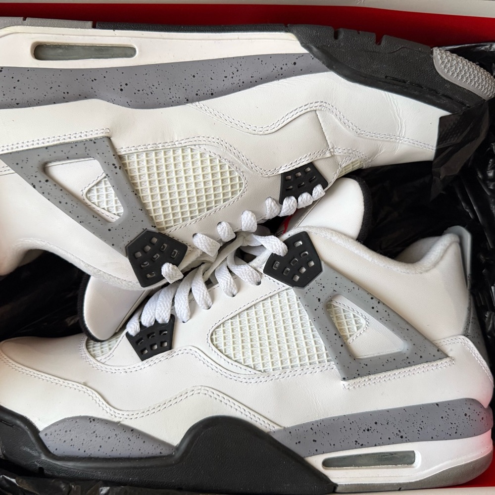 Jordan 4 Men’s White and Grey Athletic Sneakers - Speckled Accents